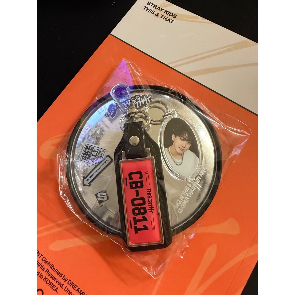 STRAY KIDS Changbin This & That Truck Version Mirror & Keychain Set